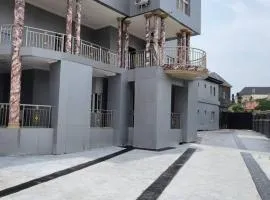 International royal hotel