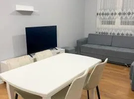 DRITA 2 Cozy Modern Apartment Fier