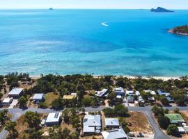 "Tranquillity by the Sea" your Hideaway Bay Holiday Rental-Whitsundays, hotel a Hideaway Bay
