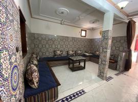 big house、タルーダントのホテル