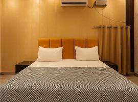 The Family Palace, hotel en Ayodhya