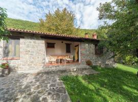 산 마르첼로 피스토이에세에 위치한 호텔 Secluded Chalet with Pool