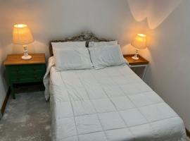 Suite IPÊ BRANCO, hotel di Areal