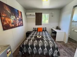 Bushchooks Travellers Village
