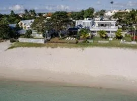 Villa Piedanlo, Pool and Beach Front GF & FF