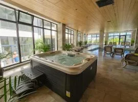 Alezzi Odyssey Pool & Spa Resort