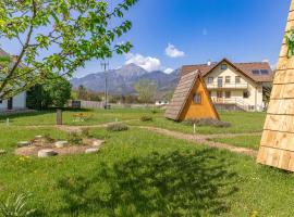 Glamping Mohorjev grunt, hotelli kohteessa Preddvor