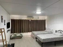 Dailyroom C3 by Anna