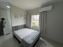 Apartamento novo próximo a Av do CPA