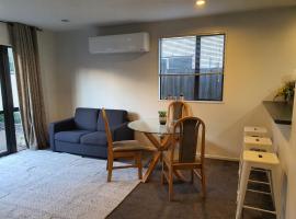 3-Bedrooms Home near CBD, hotel in Christchurch