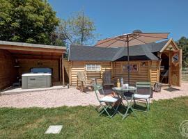Les Cabanes du Grand Nord、Pradinesのホテル