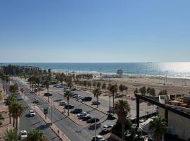 Luxury 1BR on the Sea 126, hotel a Ashdod