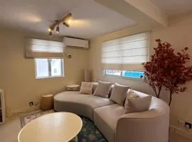 Holiday House, 2stories, BBQ, hidden gem in hongkong