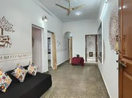 Casa de Familia - 2BHK - Homestay - Manyata Tech Park - Hebbal Kempapura