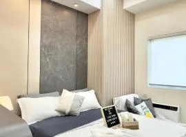 THE LUXE NOOK - Azure North