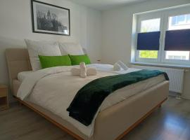 Helle 3-Raumwohnung für bis zu 6 Personen, ξενοδοχείο σε Merseburg