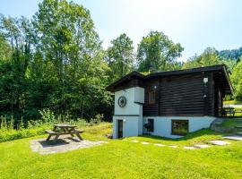 Chalet in Wörgl near Ski Lift, хотел в Хопфгартен им Бриксентал