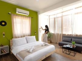 Rena's House - Beach Edition, self catering accommodation in Tel Aviv