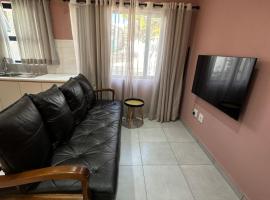 Little Haven Conerstone cottage, cottage in Windhoek