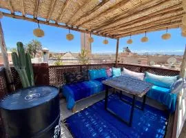 Riad de charme 3 chambres,2 terrases et Jacuzzi, superbe emplacement