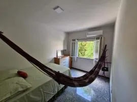 Apartamento Suíte e Dormitório próximo ao Hangar