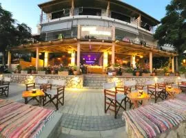 Sunset Boulevard Hotel
