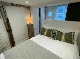 Bagnalls Studio, a newly renovated studio in a traditional fisherman's cottage