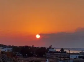 KamaresCozySuites