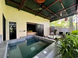 Jungle House with Private Jacuzzi