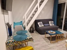 appartement cosy dans résidence avec piscine proche de la plage