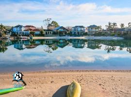 Renovated Beautiful Holiday Home with a Private Beach & Stunning Views!, hotelli kohteessa Encounter Bay