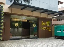 Jas Grand Inn