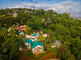 Mirage Kandyan Heights, hotel com estacionamento em Kandy