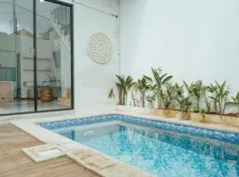 Sayu Villas with Private Pool Beraban Tabanan