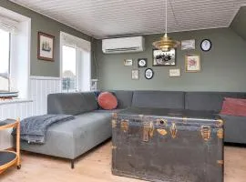 6 person holiday home in Harboøre