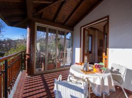 Villa La Verbanina Private Garden - Happy Rentals, hotel in Ghiffa