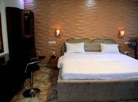Emerald Villa Restaurant & Cafe, hotel near Kigali International Airport - KGL, Kigali