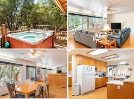 Groveland 2BR House with Hot Tub & Mountain Views