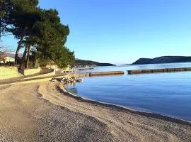 Holiday Home Capella - Rab by Villas Guide