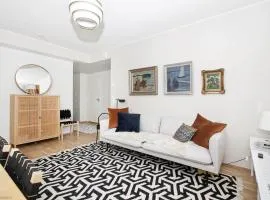 Stylish Nordic 2BR Apartment with Sauna - Steps from the Kuopio Cathedral