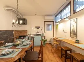 Fukuoka Meinohama Designer Holiday Home, Entire Rental up to 18 Guests