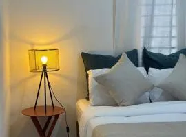Black Pearl Inside Room