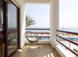 Mare Viva - Seafront with pool by HD