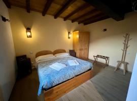 Agriturismo Podere Paradiso, hotel with parking in Cutigliano