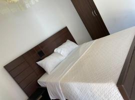 Roots Recreational Center, hotel en Kabale