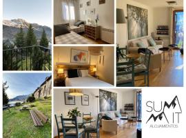 Apartamento Linar l Wifi l Vistas l P & Trastero, hotel in Tramacastilla de Tena