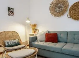 1 Bedroom apt with pool access