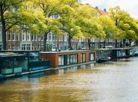 The Amsterdam Houseboat Family - de Jordaan Brand New Houseboat!
