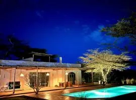 Arimuni Poolhouse -Breathtaking views, surrounded by nature and a private pool