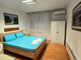 Martha`s place – Preko Morače